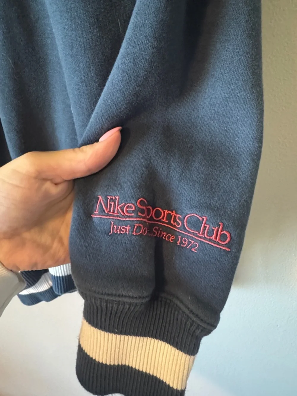 Nike Crewneck - Picture 5 of 5